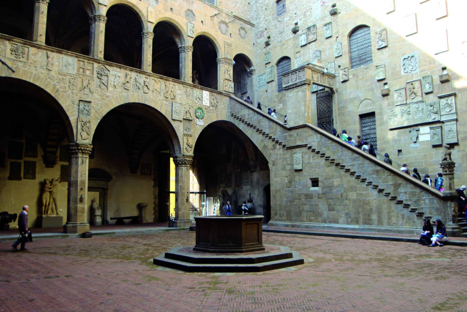 Florence: 1.5-Hour Bargello Museum Private Tour
