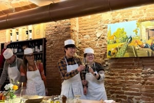 Firenze: Pasta madlavningskursus med vinsmagning nær Duomo