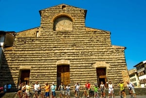 Firenze: 2,5 tunnin audio-opastettu pyöräretki, jonka vetäjänä toimii retken johtaja.
