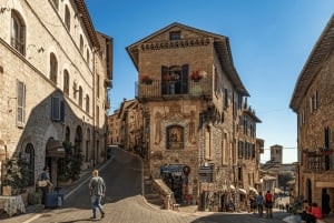 Firenze: Treno e autobus 2 in 1 da/per Assisi Centro