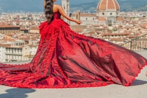 Florencja: sesja zdjęciowa w luksusowych sukienkach