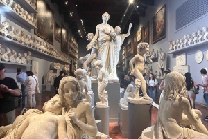 فلورنسا: تطبيق Accademia Gallery David Entry & Audio Guide