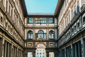 Florence: Accademia, Uffizi, and City Center Walking Tour