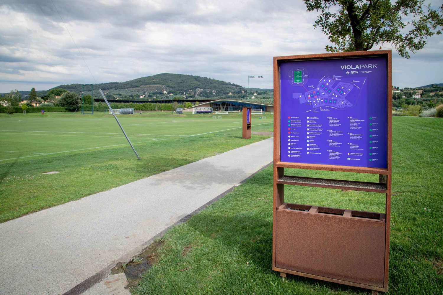 Florença: visita guiada ao Parque Viola do ACF Fiorentina e bebida sem álcool