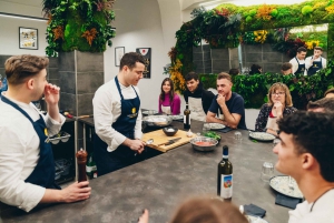 フィレンツェ：料理とワインを伴うパスタ料理の芸術ワークショップ