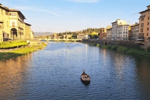 Florence: Authentic Barchetto River Cruise with Wine & Guide