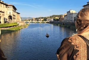 Florence: Authentic Barchetto River Cruise with Wine & Guide