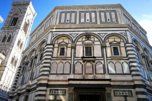 Firenze: Duomon museo, katedraali ja kellotorni.