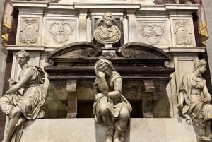 Florence : Basilique de Santa Croce avec un historien de l'art