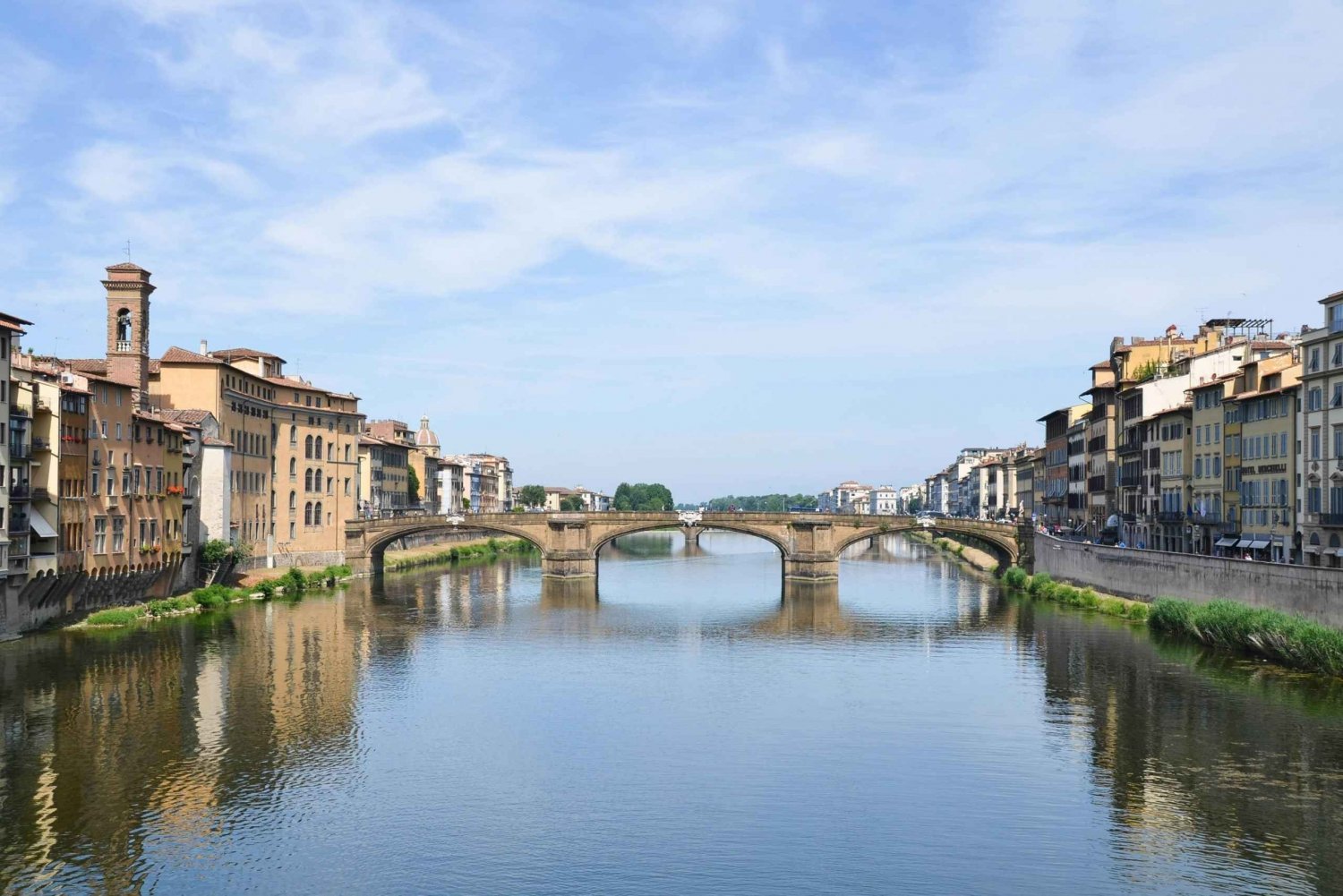 Catedral de Florencia y Crucero por el río Arno: Un viaje por Ar