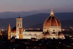 Firenzen keskustan opastettu kävelykierros, David & Duomo Ulkopuoli