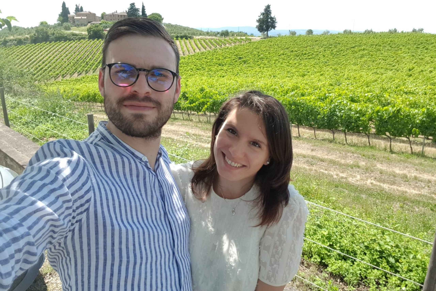 Florencia: tour de vino Chianti con 3 bodegas y almuerzo toscano