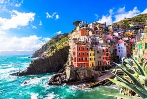 Florens: Cinque Terre dagsutflykt med liten grupp