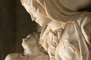 フィレンツェ：ウフィツィ美術館とアカデミア美術館入場付きシティパス