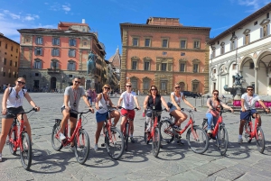 フィレンツェ：ウフィツィ美術館とアカデミア美術館入場付きシティパス