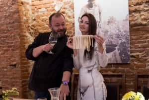 Florence: Tiramisu & Pasta Making Class with Unlimited Wine