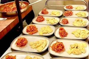 Florença: Visita ao campo com prova de vinhos e aula de massas