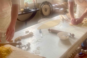 Florence : expérience culinaire dans la Limonaia avec coucher de soleil et jardin enchanté