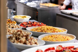 Florence: Dinner & Live Show Experience at Teatro del Sale