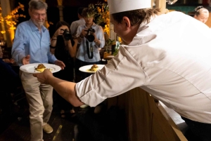 Florence: Dinner & Live Show Experience at Teatro del Sale