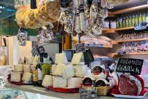 Florence: Duomo area Tasting Food Tour with Local Guide