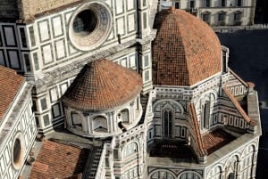 Firenze: Brunelleschin kupolin kanssa.