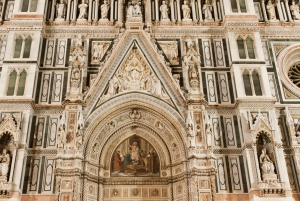 フィレンツェ：ブルネレスキのドーム登頂チケット付きドゥオーモ ツアー