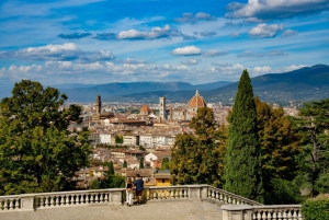 Firenze: tour della città in E-Bike con fermata a Piazzale Michelangelo