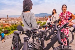 Firenze: Byrundtur på elsykkel med stopp ved Piazzale Michelangelo