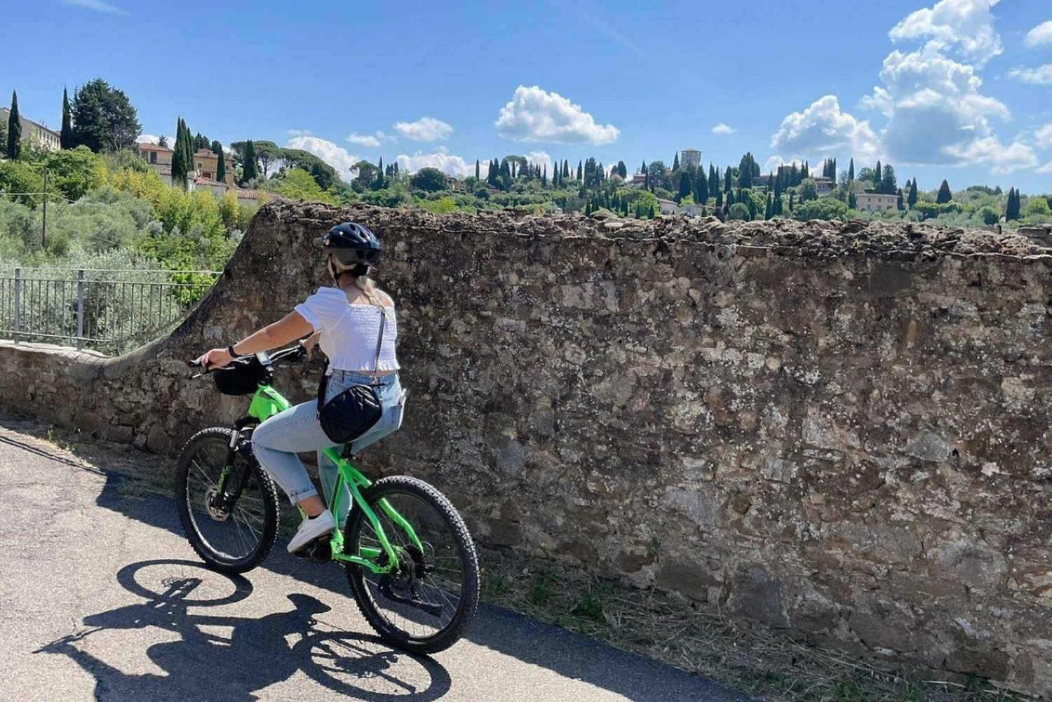 Florencja: wycieczka e-rowerem po Toskanii z winiarnią i degustacją win