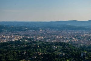 Firenze: Utleie av E-Vespa med smarttelefonomvisning og smaksprøver