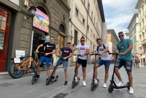 Firenze: Elektrisk scootertur med guide