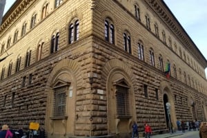 Firenzen Medicien jalanjäljet -kierros