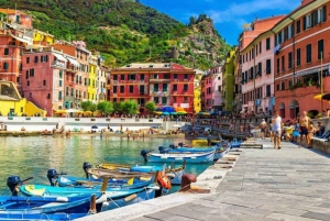 Firenze: Cinque Terre: Kokopäivän bussiretki lounaalla