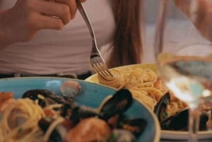 Firenze: Cinque Terre: Kokopäivän bussiretki lounaalla