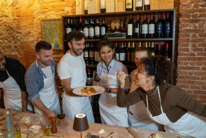 Florence: Tiramisu & Pasta Making Class with Unlimited Wine