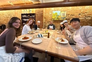 Florence: Golf Cart Tour & Cooking Class with Unlimited Wine