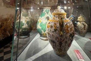 Florence: Guided Tour Europe's oldest pharmacy