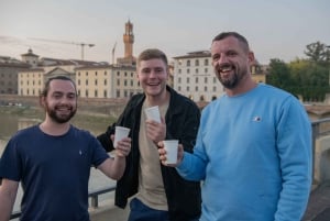 Firenze: tour guidato a piedi con bevande nei bar locali