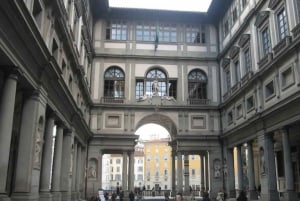 Firenze: Højdepunkter i Uffizi & Accademia Combo Guided Tour