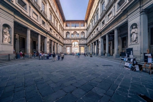 Florence: In the footsteps of the Medici with a Local