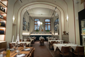 Florence: Live Grill Show & Steak Dinner with Wine