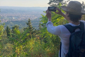 Florence: Local Hiking Tour with Wine and Lunch