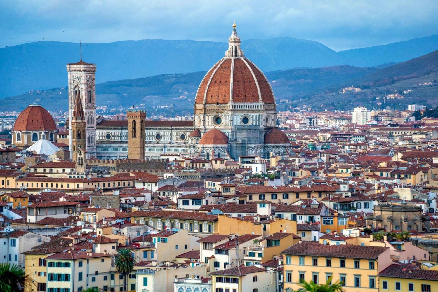 Small group: Florence Market Food Tasting & Sunset Aperitivo