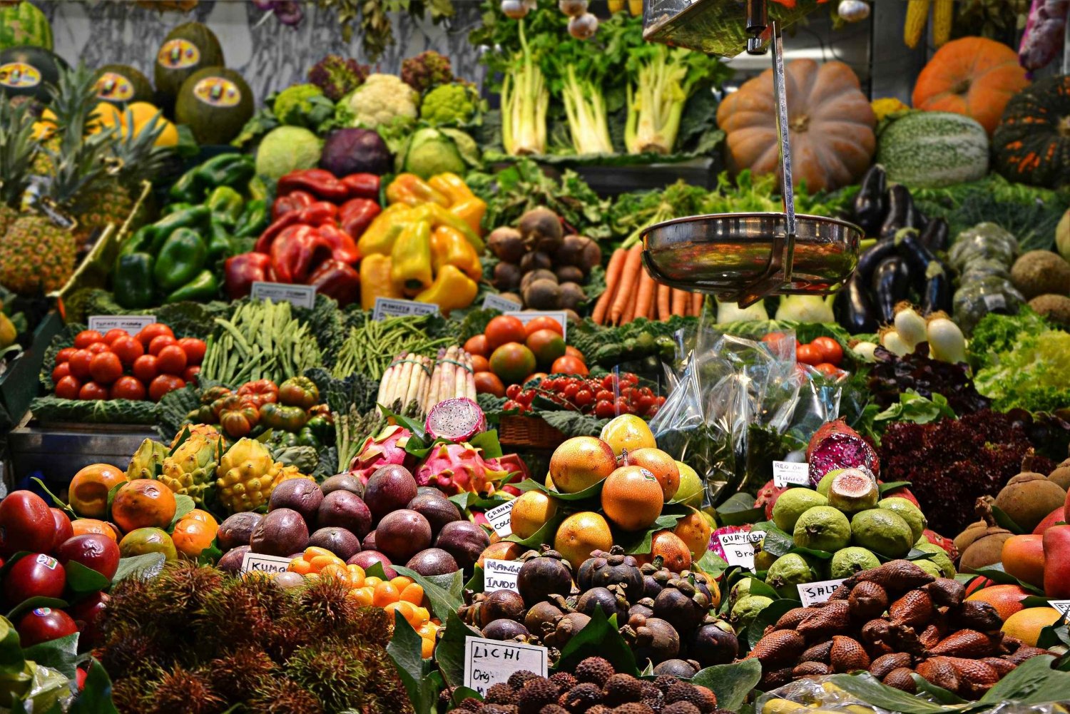 Florence: Market Tour and Pasta Cooking Class with Wine