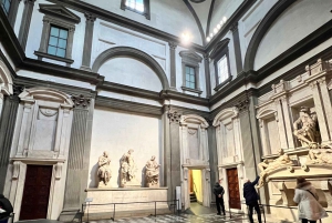 Florenz: Medici Stadtrundfahrt mit Museum inklusive