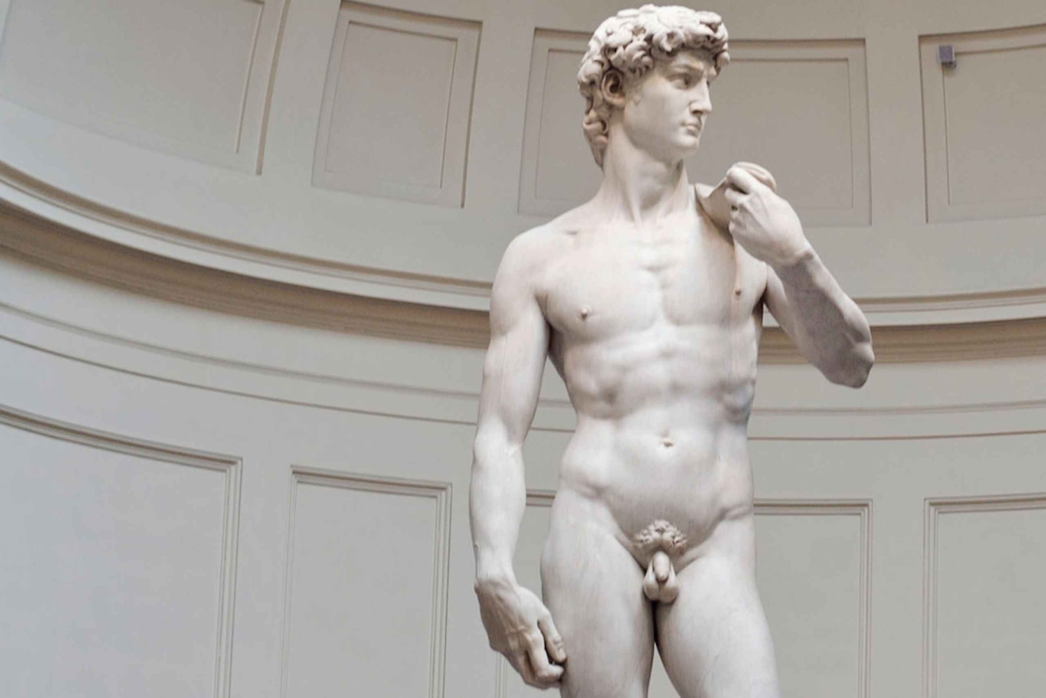 Florenz: Michelangelos David und ein Schluck durch ein Weinfenster