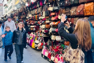 Florenz: Michelangelos David und ein Schluck durch ein Weinfenster