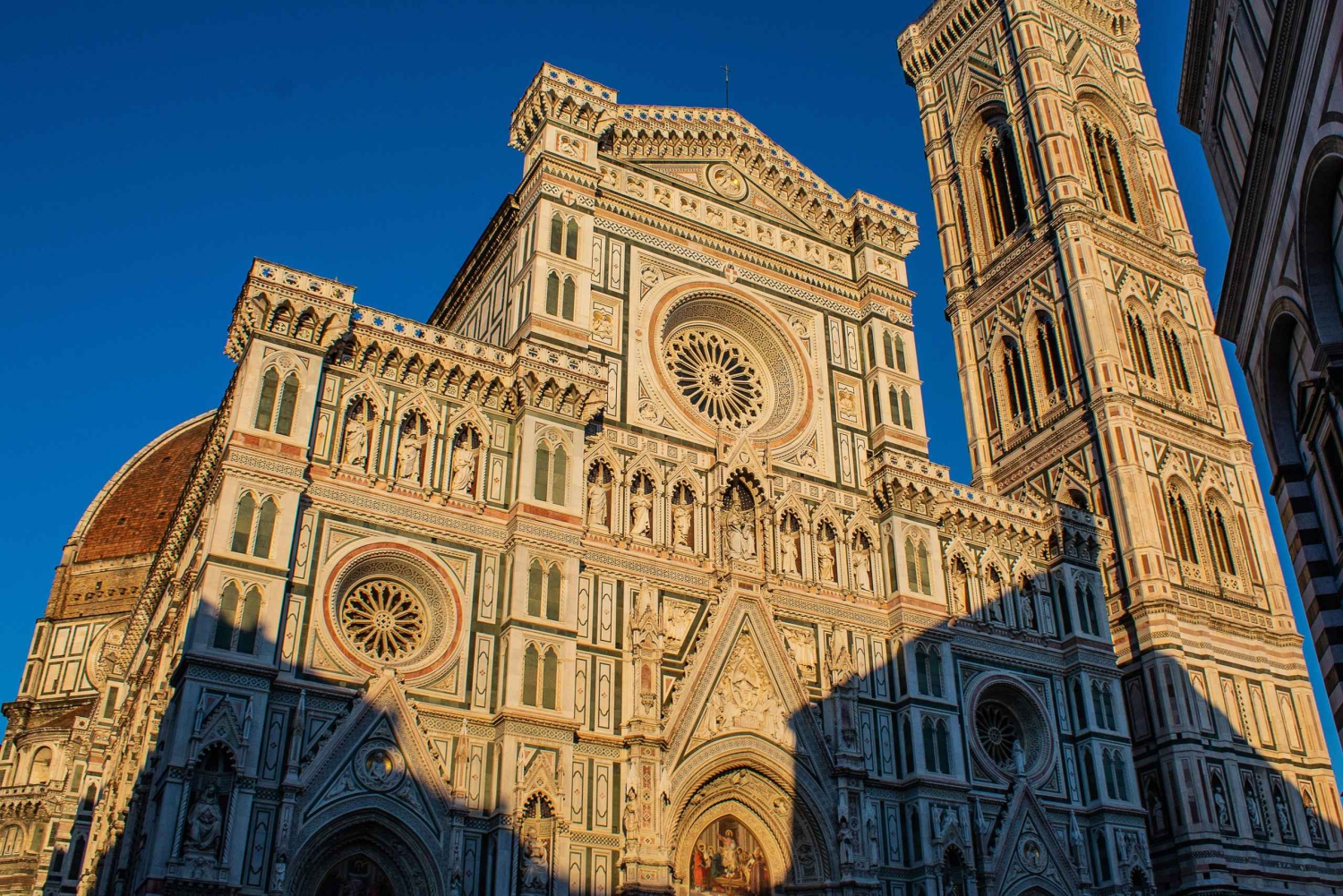Florence Must-See Squares Walking Tour with Vincenzo