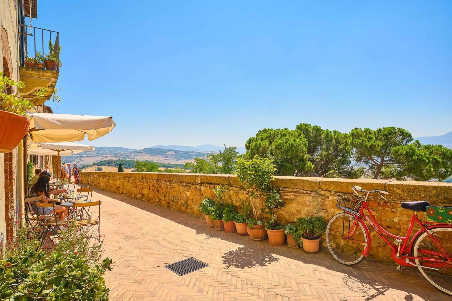 Firenze: Orcian laakso, Montalcino, Pienza lounaalla ja viinillä.